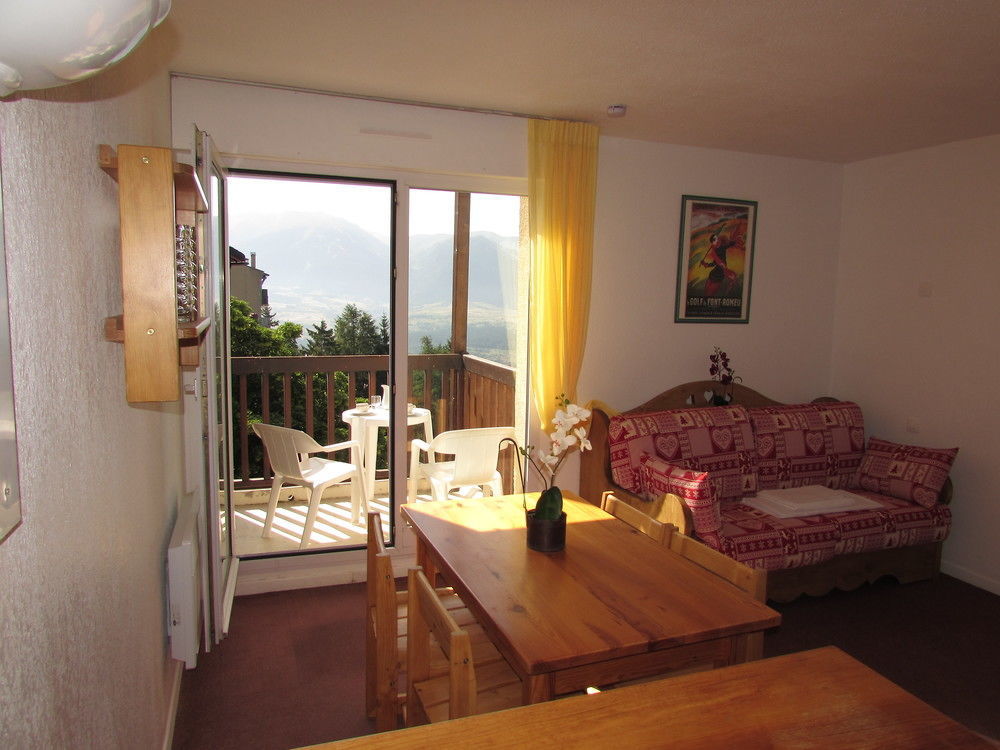 Font-Romeu-Odeillo-Via Les Balcons Du Soleil 아파트 호텔 외부 사진